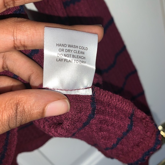 Long Sleeve Sweater - Picture 5 of 6